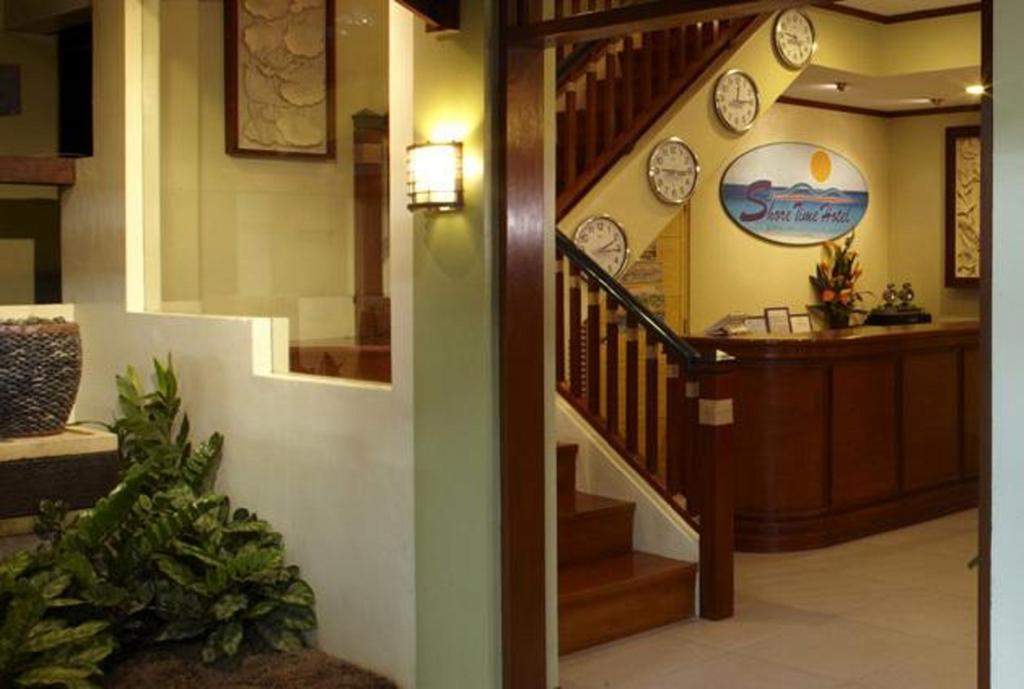 Shore Time Hotel Boracay Balabag  Bagian luar foto